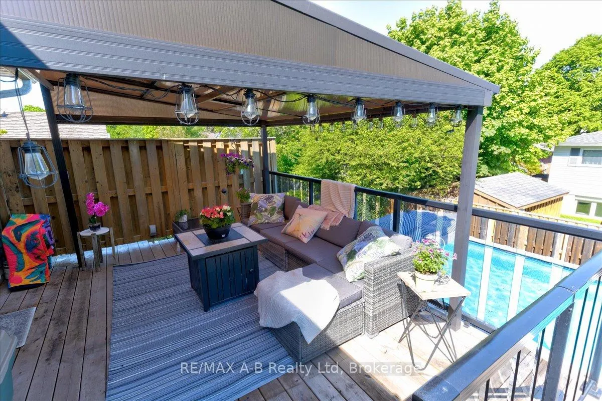 Photo 13 of 398 Dayna Crescent, Waterloo — HOMEH