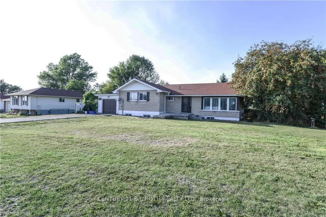 Photo 1 of 2146 Innisfil Beach Road, Innisfil, Alcona — HOMEH