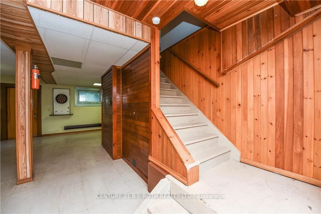 Photo 16 of 2146 Innisfil Beach Road, Innisfil, Alcona — HOMEH