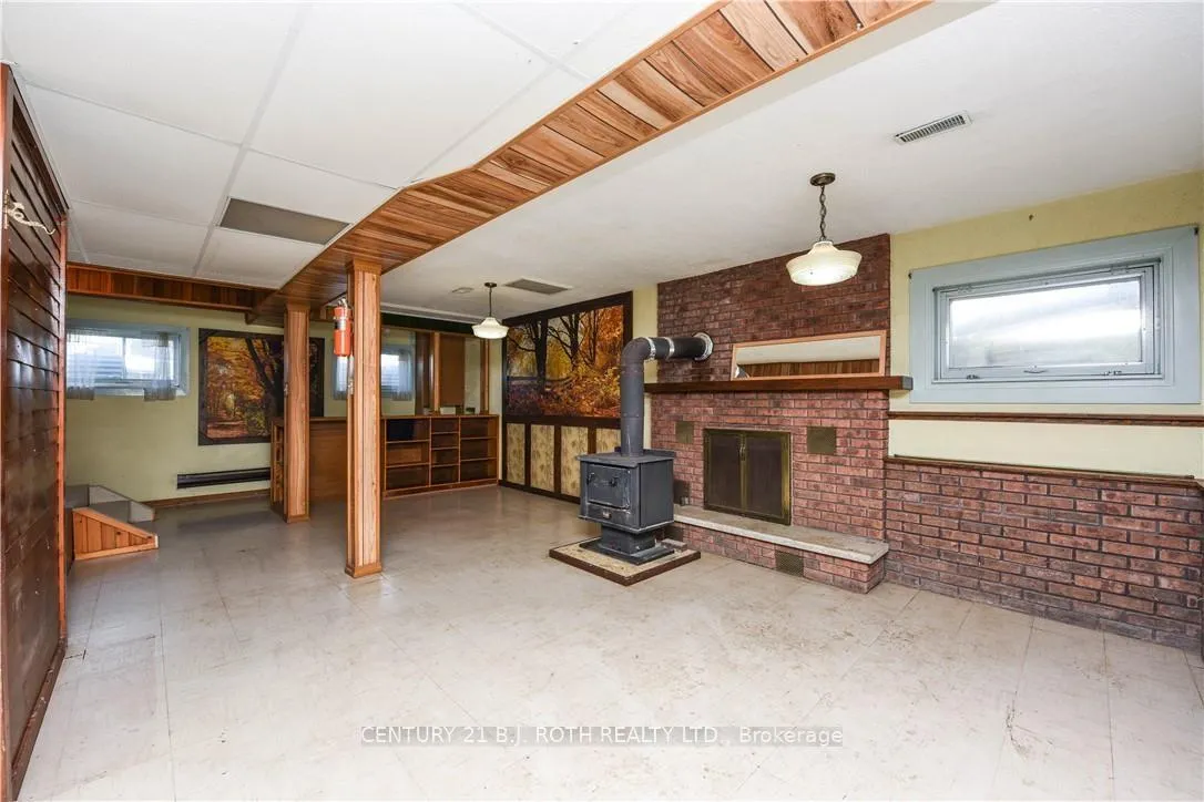 Photo 17 of 2146 Innisfil Beach Road, Innisfil, Alcona — HOMEH
