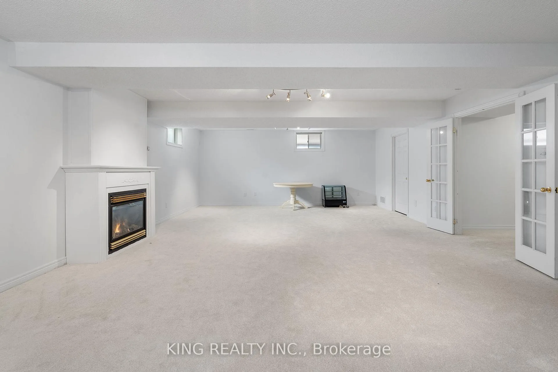 Photo 23 of 5 Danielle Crescent, Barrie, Painswick South — HOMEH