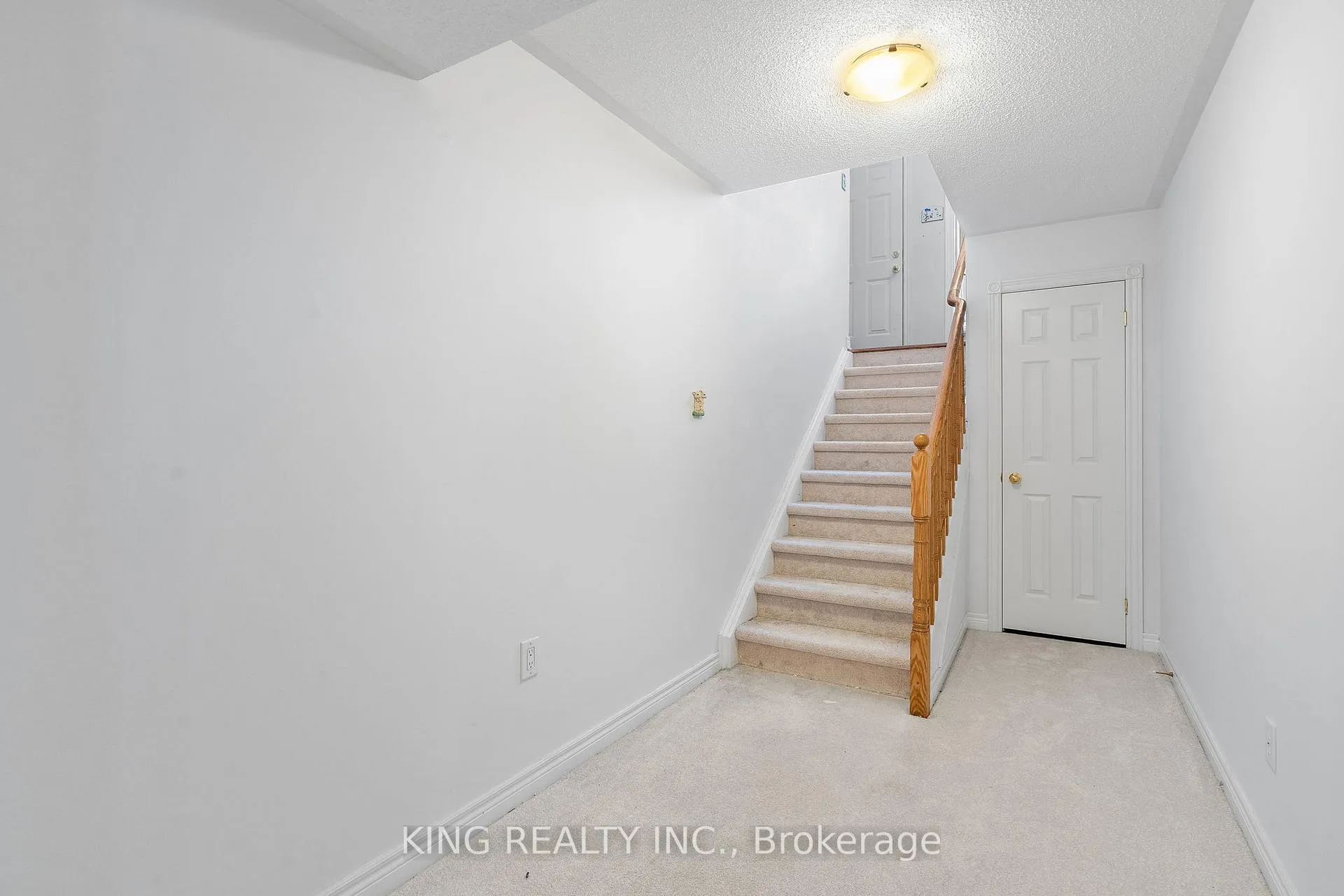 Photo 27 of 5 Danielle Crescent, Barrie, Painswick South — HOMEH
