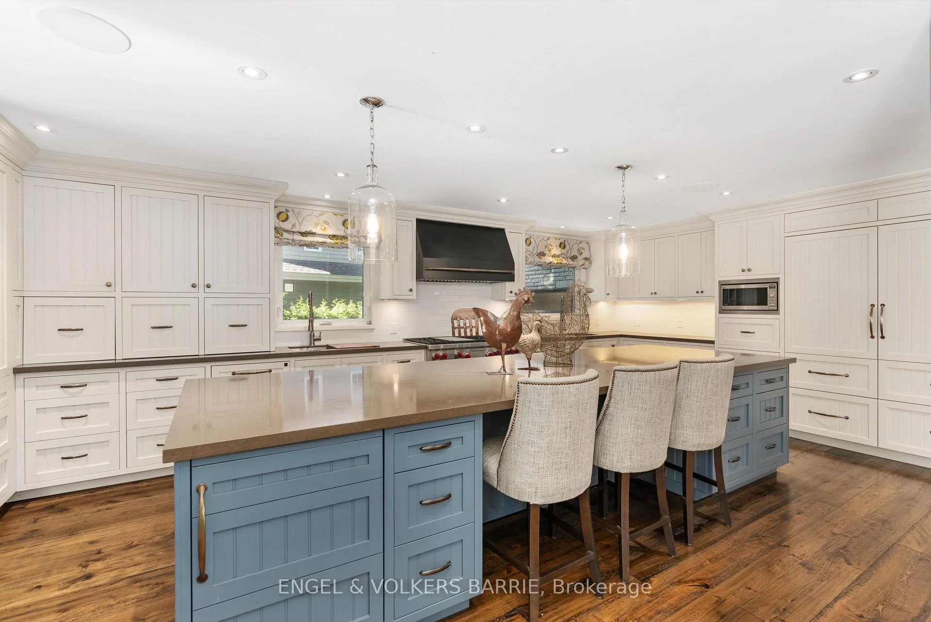 Photo 5 of 3211 Fleming Boulevard, Innisfil, Rural Innisfil — HOMEH