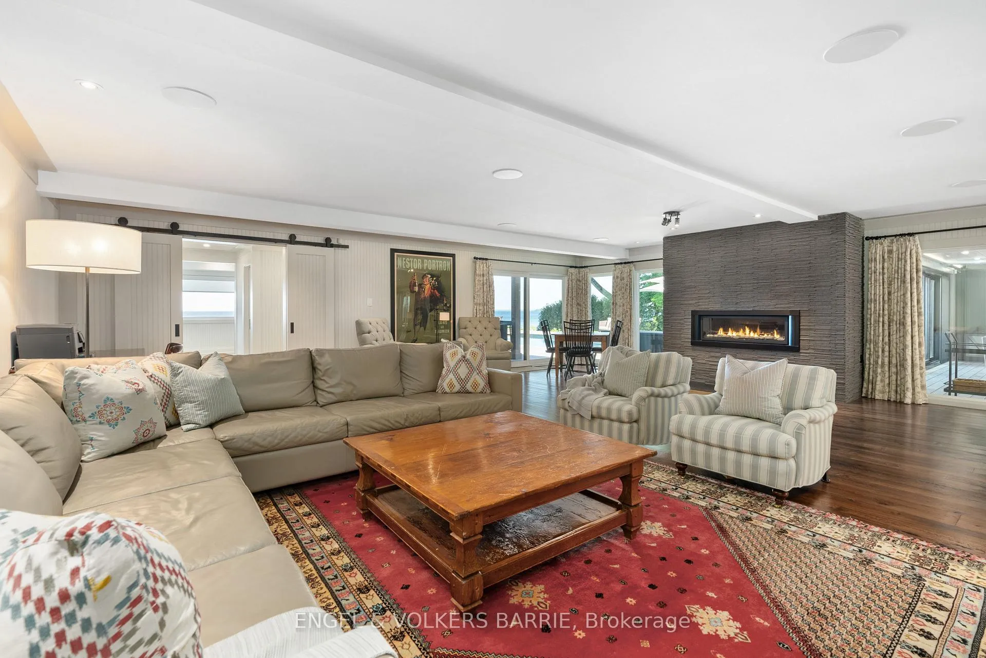 Photo 10 of 3211 Fleming Boulevard, Innisfil, Rural Innisfil — HOMEH