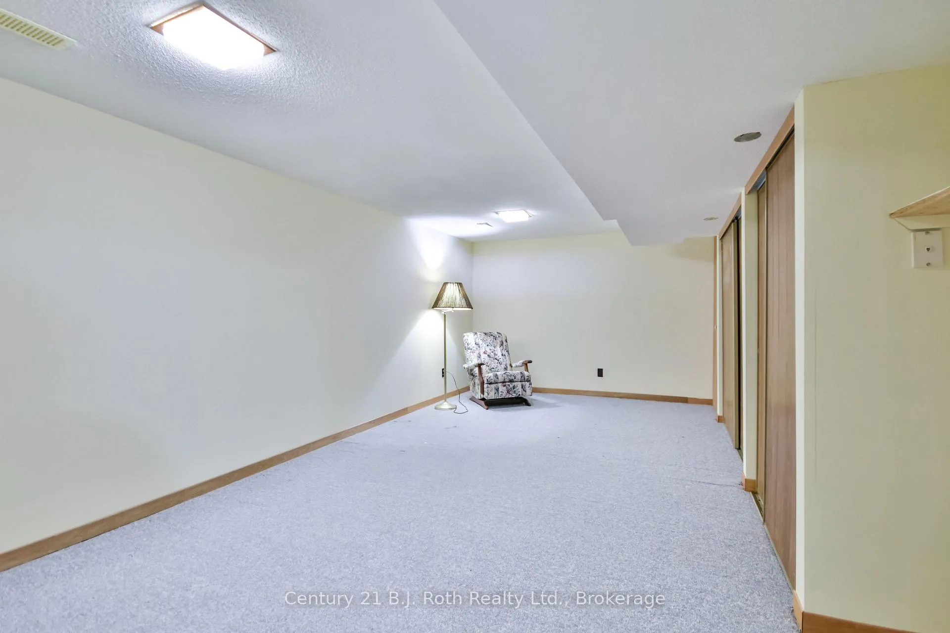 Photo 13 of 864 Midland Point Road, Midland — HOMEH