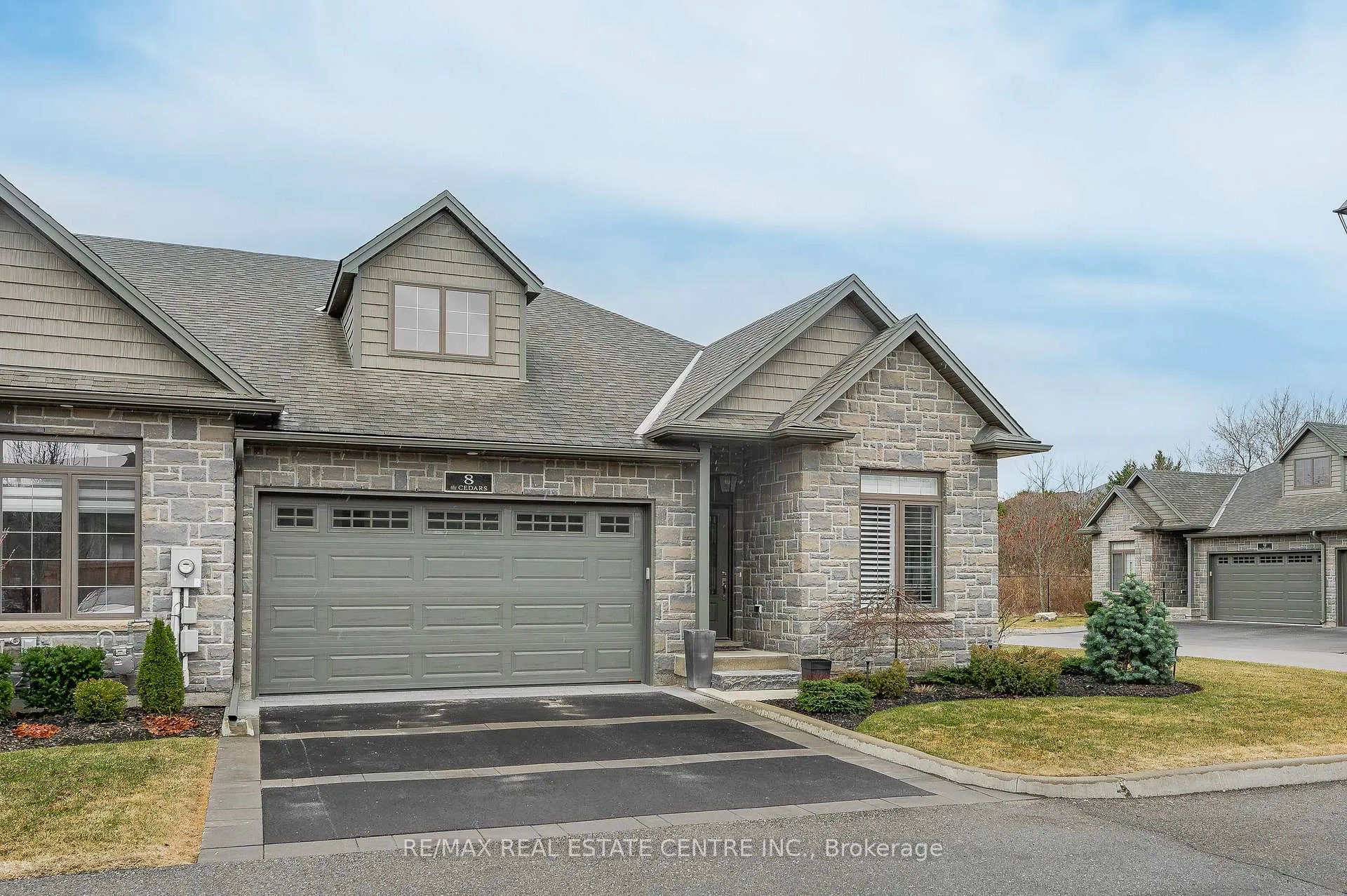 Photo 3 of Unit 8, 59 Cedar Street, Brant, Paris — HOMEH