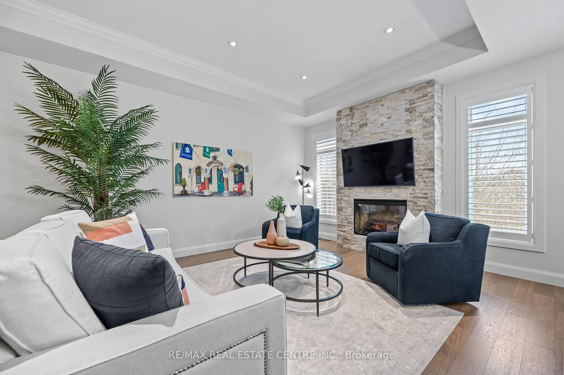 Photo 11 of Unit 8, 59 Cedar Street, Brant, Paris — HOMEH