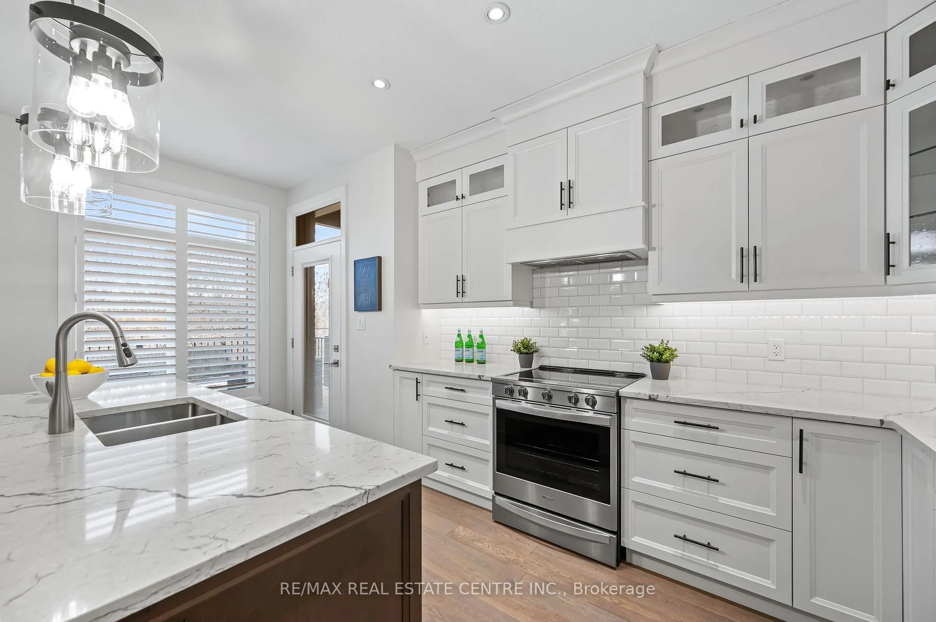 Photo 18 of Unit 8, 59 Cedar Street, Brant, Paris — HOMEH