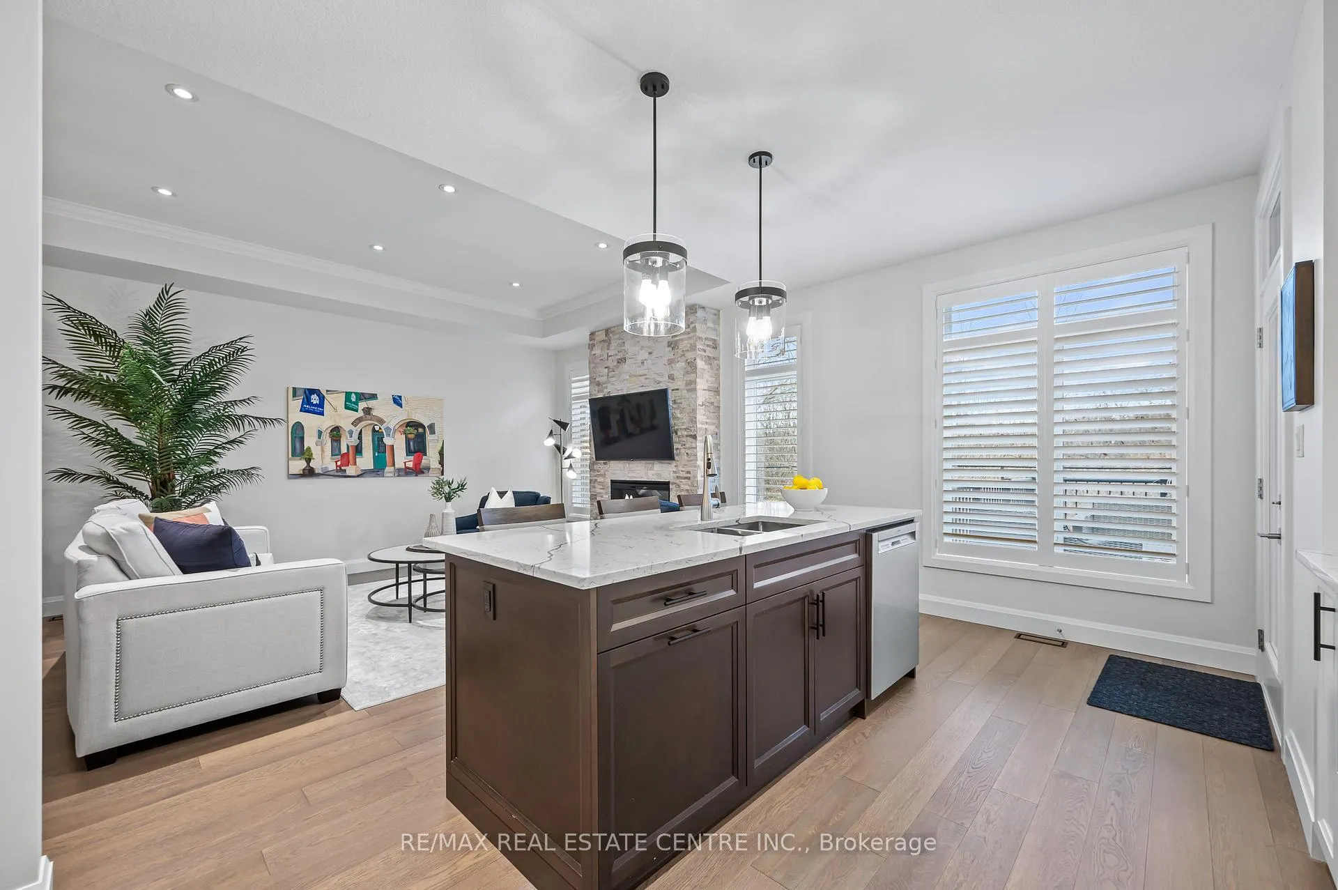 Photo 20 of Unit 8, 59 Cedar Street, Brant, Paris — HOMEH