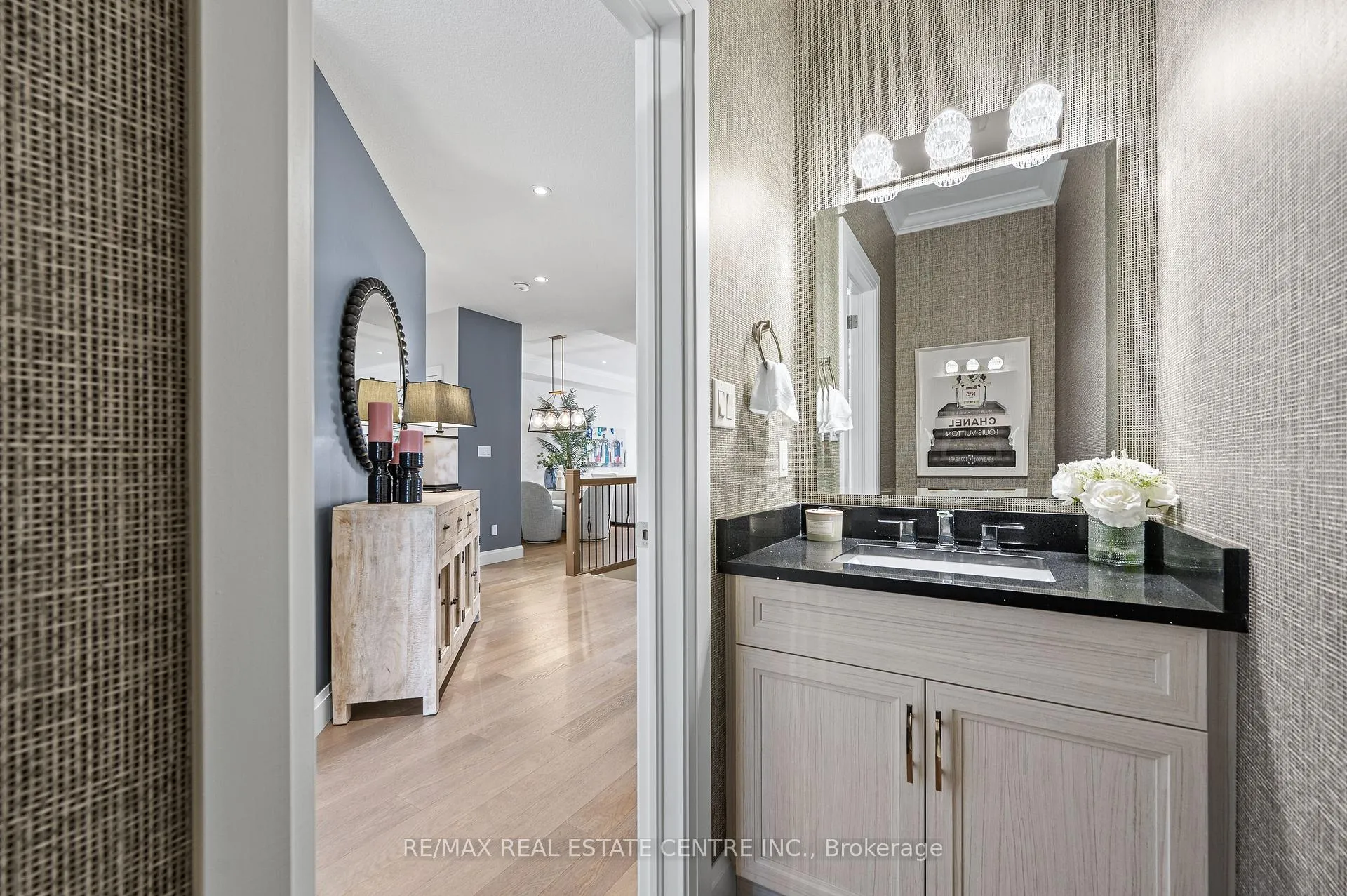 Photo 30 of Unit 8, 59 Cedar Street, Brant, Paris — HOMEH
