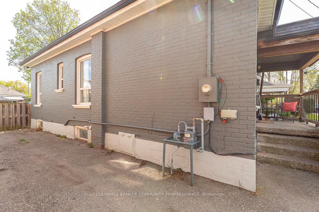 Photo 50 of 17 Edward Street, Brant, Brantford Twp — HOMEH