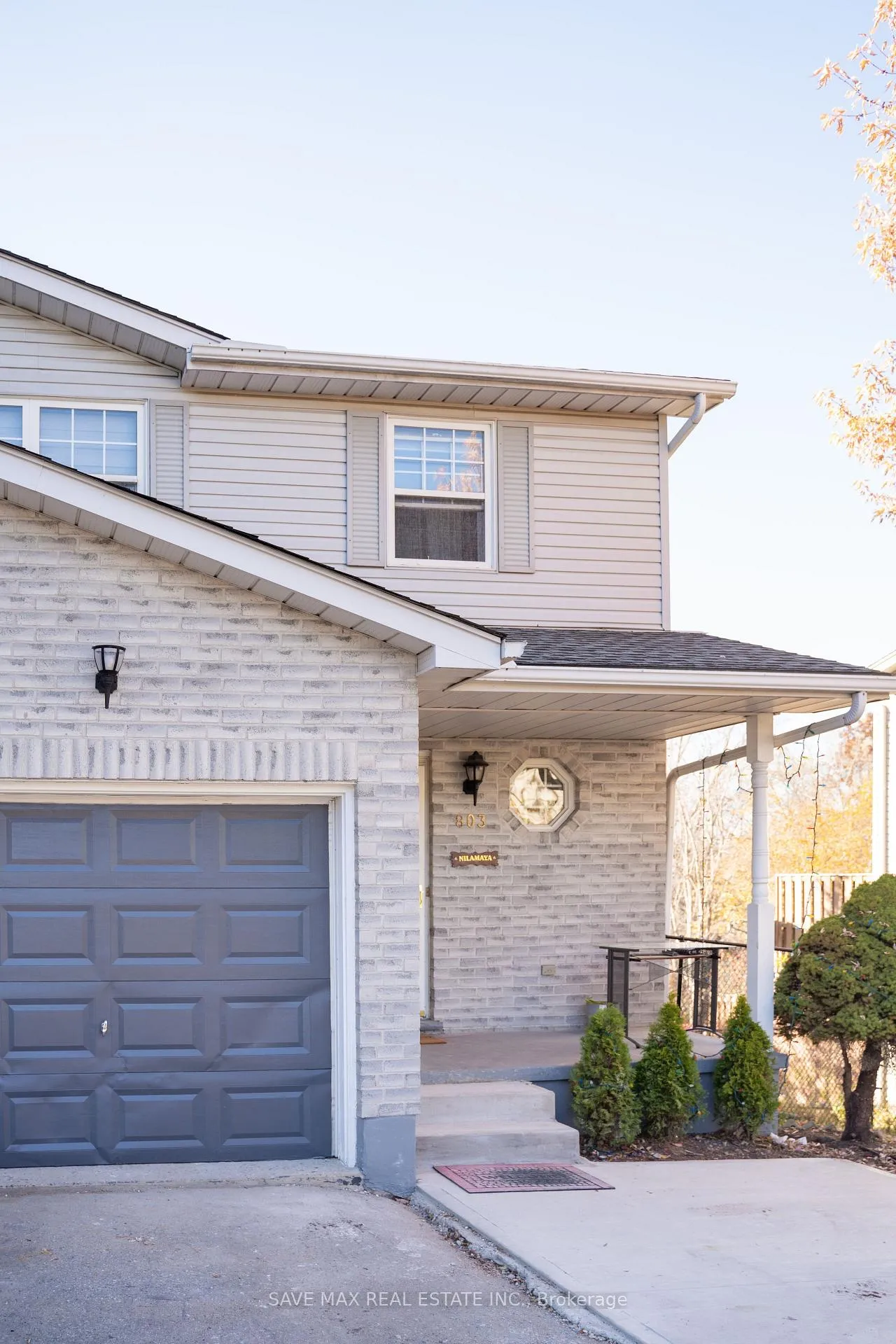 Front of 803 Deveron Crescent