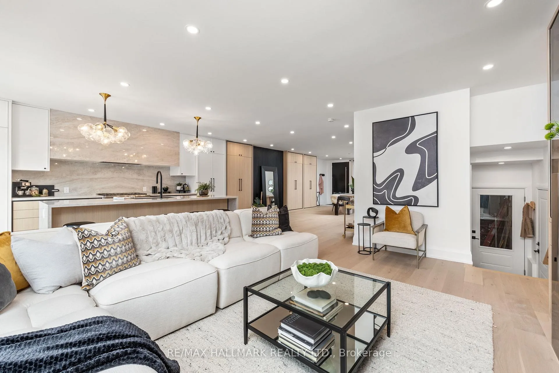Photo 7 of 68 Rhodes Avenue, Toronto, Greenwood-Coxwell — HOMEH