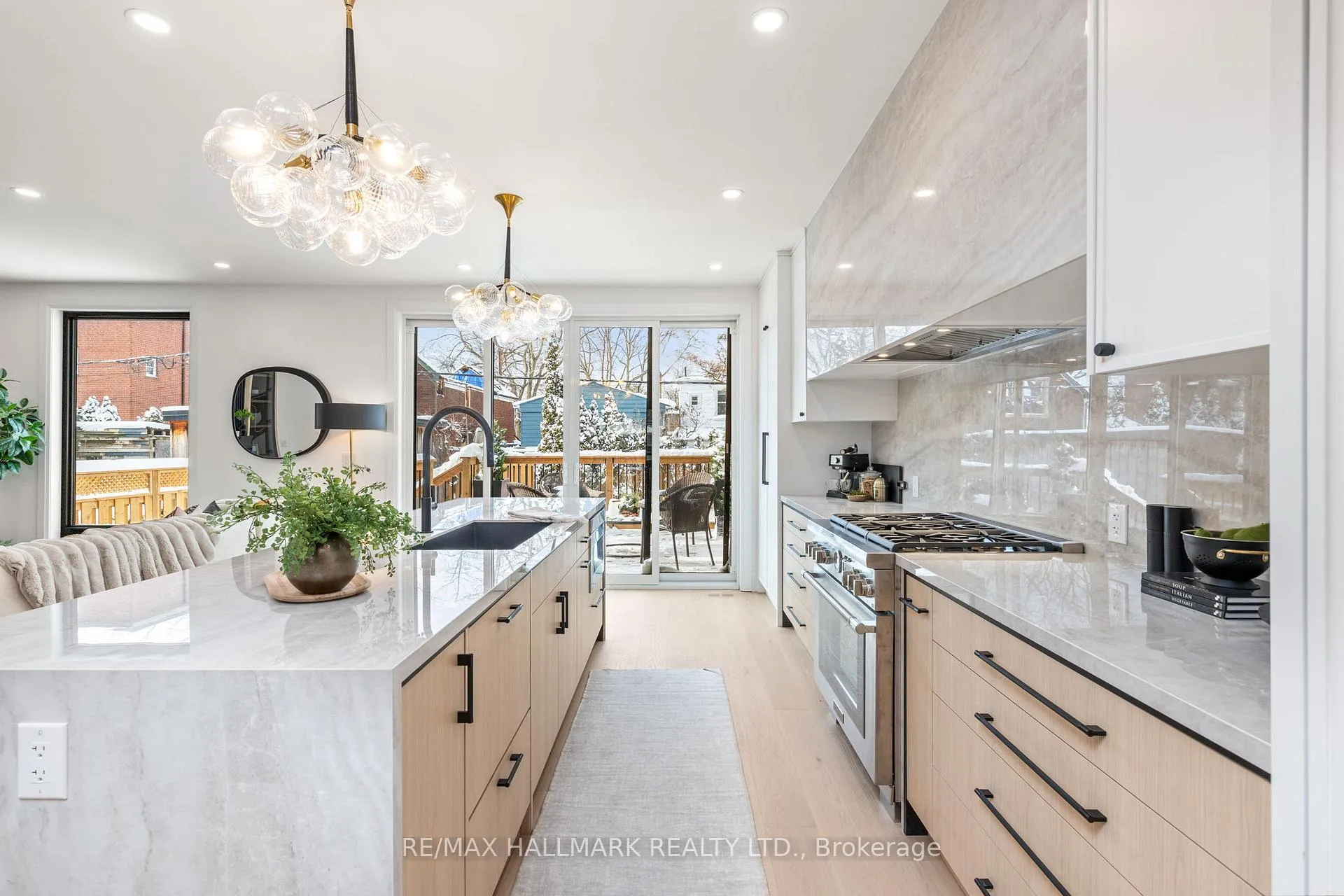 Photo 12 of 68 Rhodes Avenue, Toronto, Greenwood-Coxwell — HOMEH