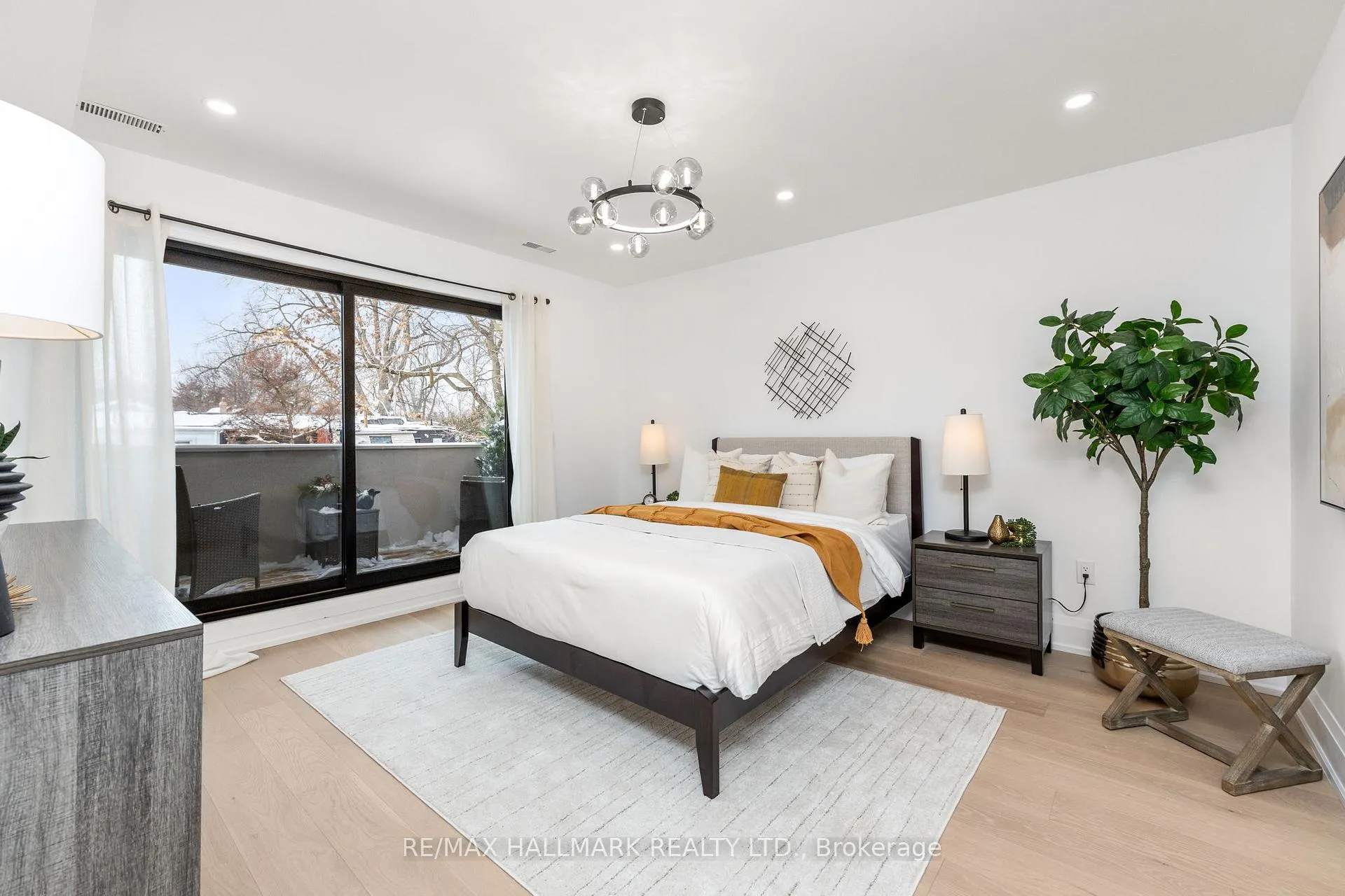 Photo 16 of 68 Rhodes Avenue, Toronto, Greenwood-Coxwell — HOMEH