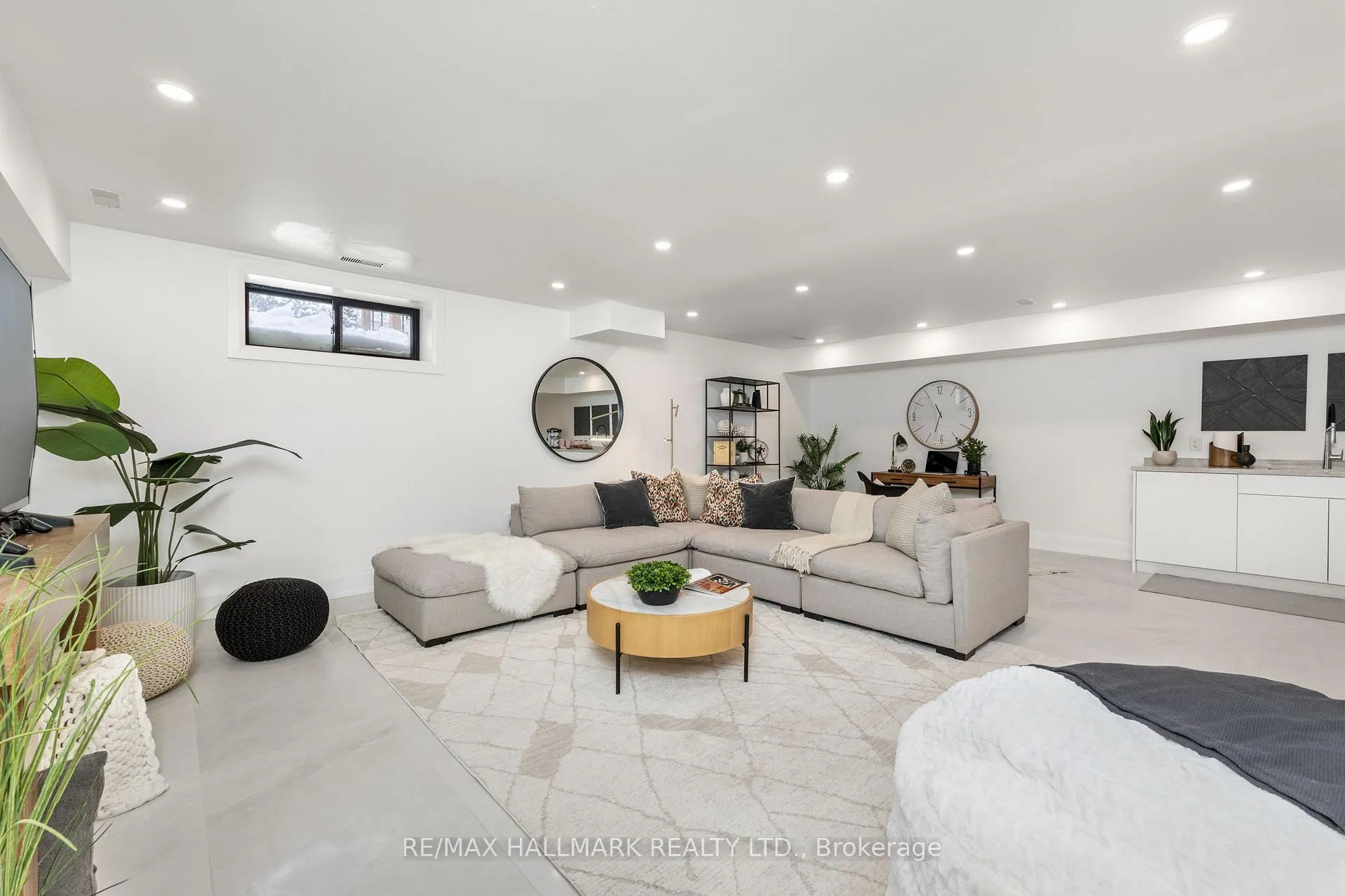 Photo 40 of 68 Rhodes Avenue, Toronto, Greenwood-Coxwell — HOMEH