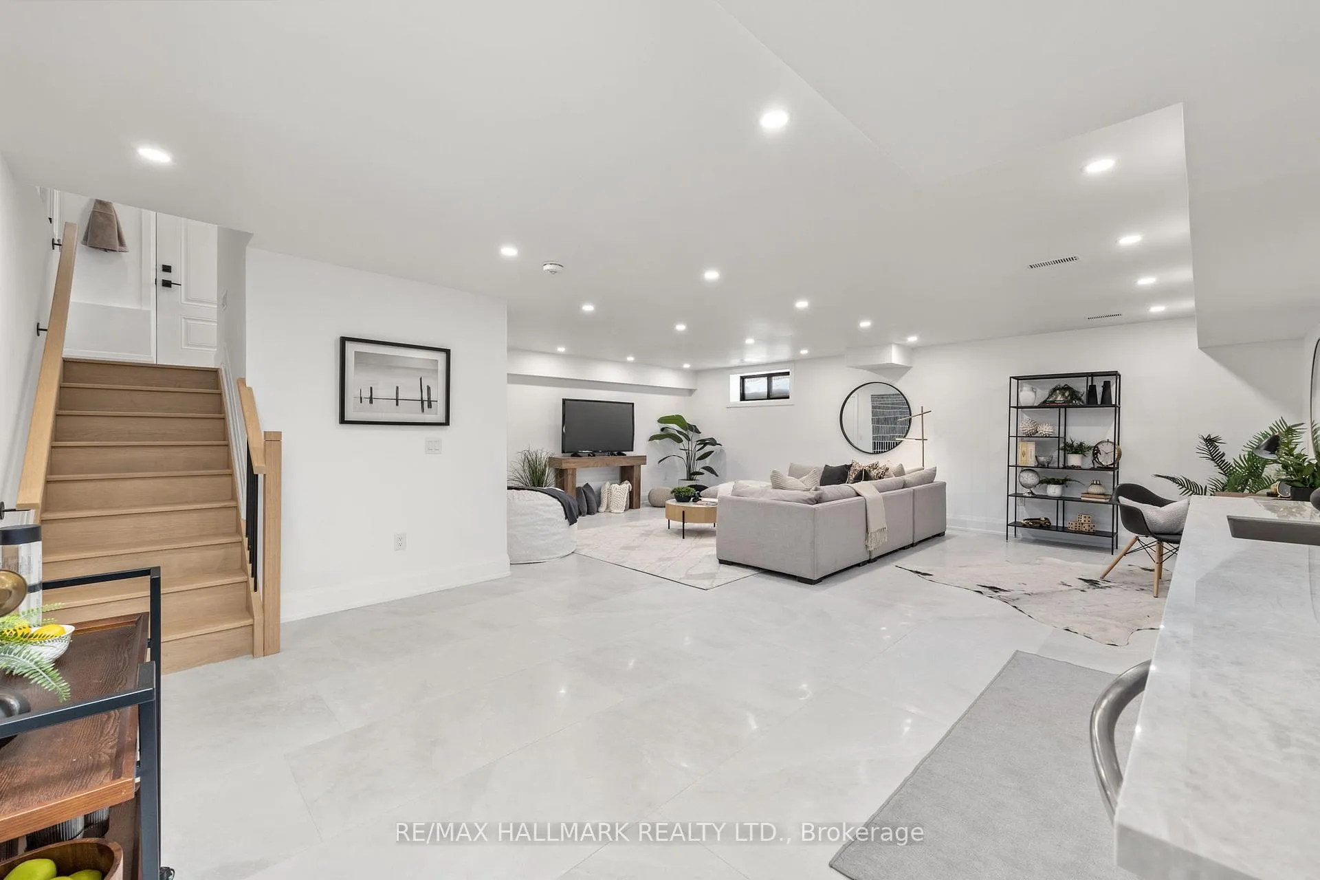Photo 43 of 68 Rhodes Avenue, Toronto, Greenwood-Coxwell — HOMEH
