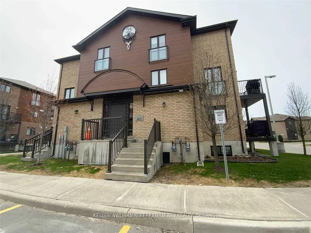 Photo 2 of Unit 2, 25 Madelaine Drive, Barrie, Painswick South — HOMEH