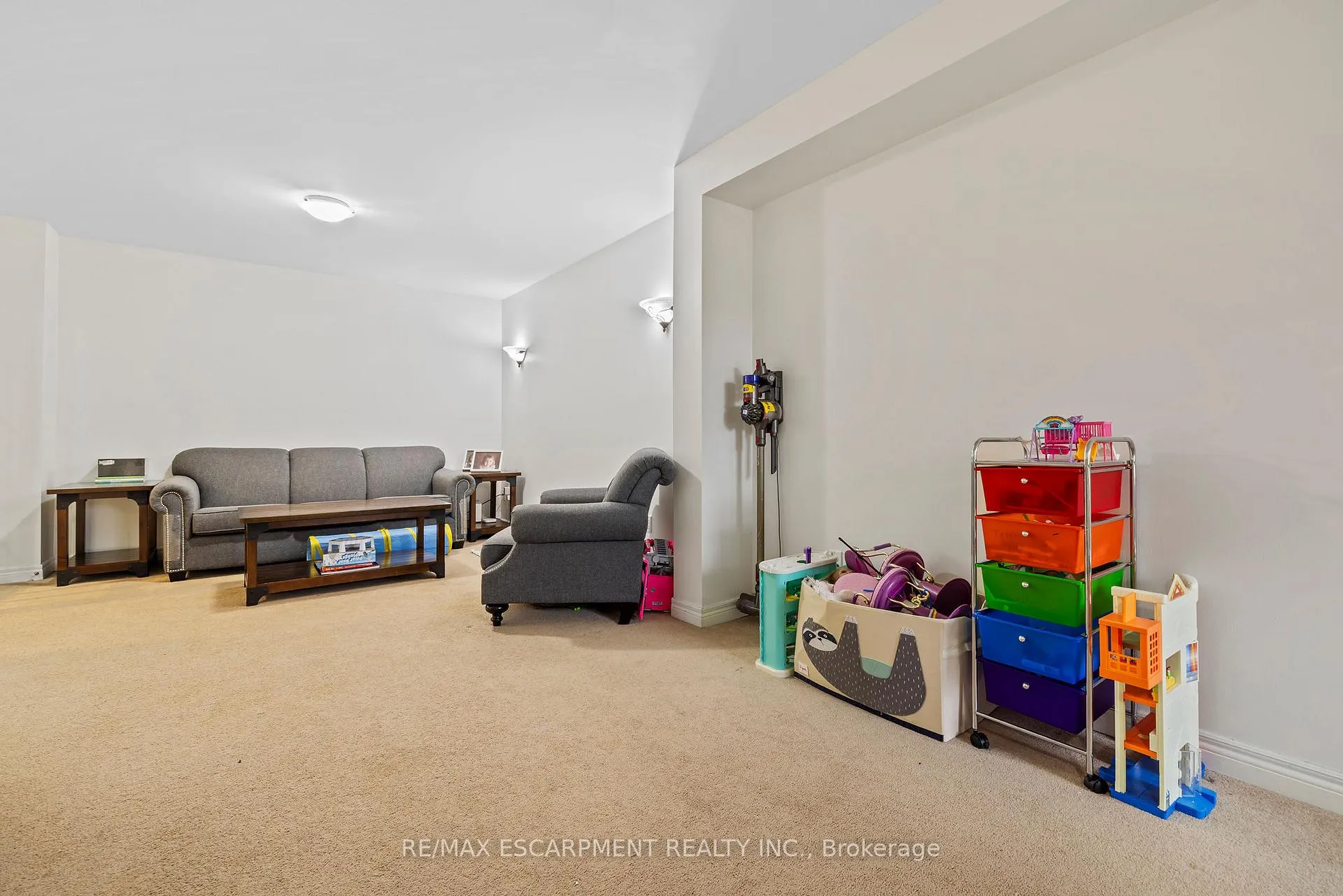 Photo 15 of 76 Redfern Avenue, Hamilton, Mountview — HOMEH