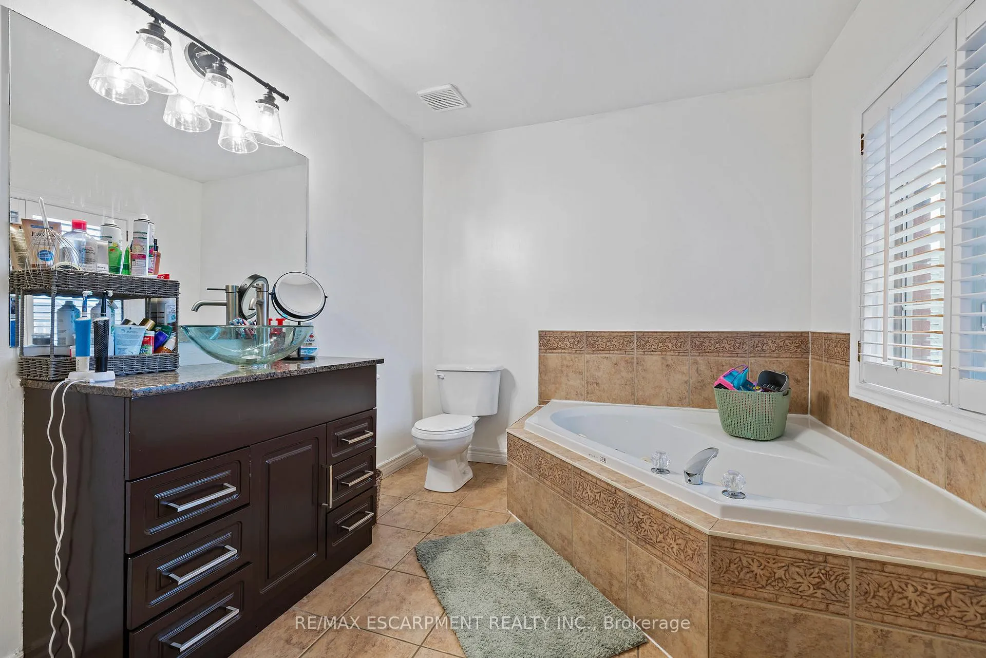 Photo 19 of 76 Redfern Avenue, Hamilton, Mountview — HOMEH