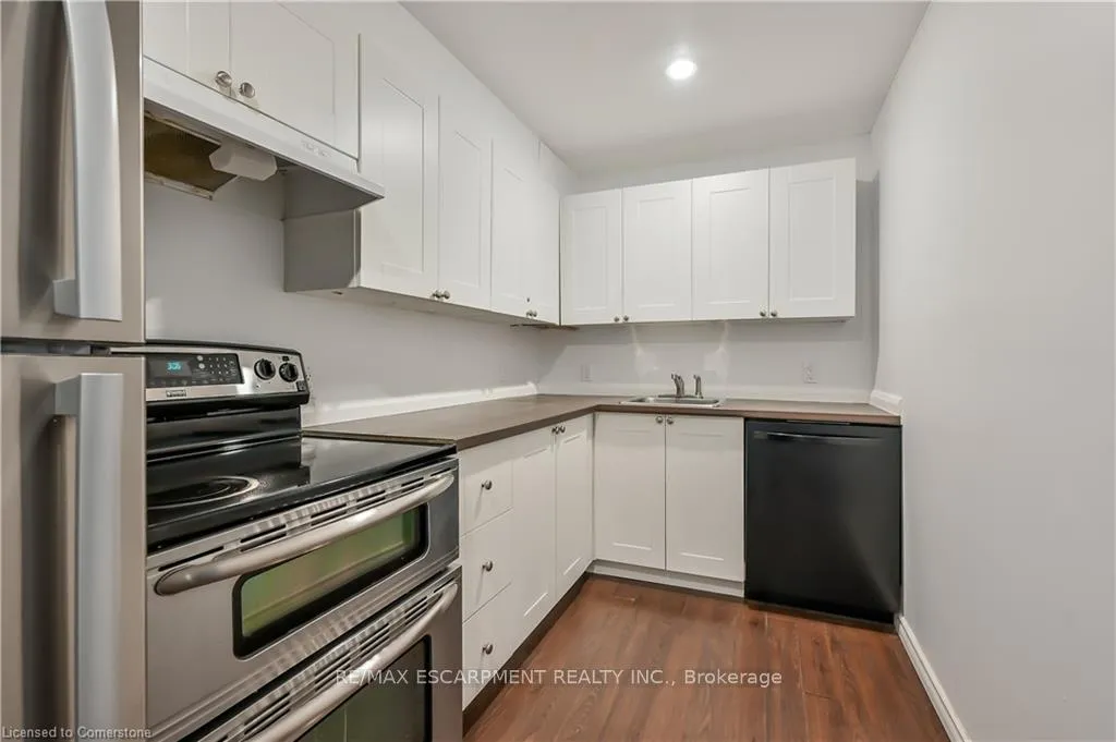 Photo 28 of 76 Redfern Avenue, Hamilton, Mountview — HOMEH