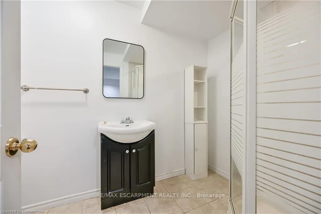 Photo 33 of 76 Redfern Avenue, Hamilton, Mountview — HOMEH