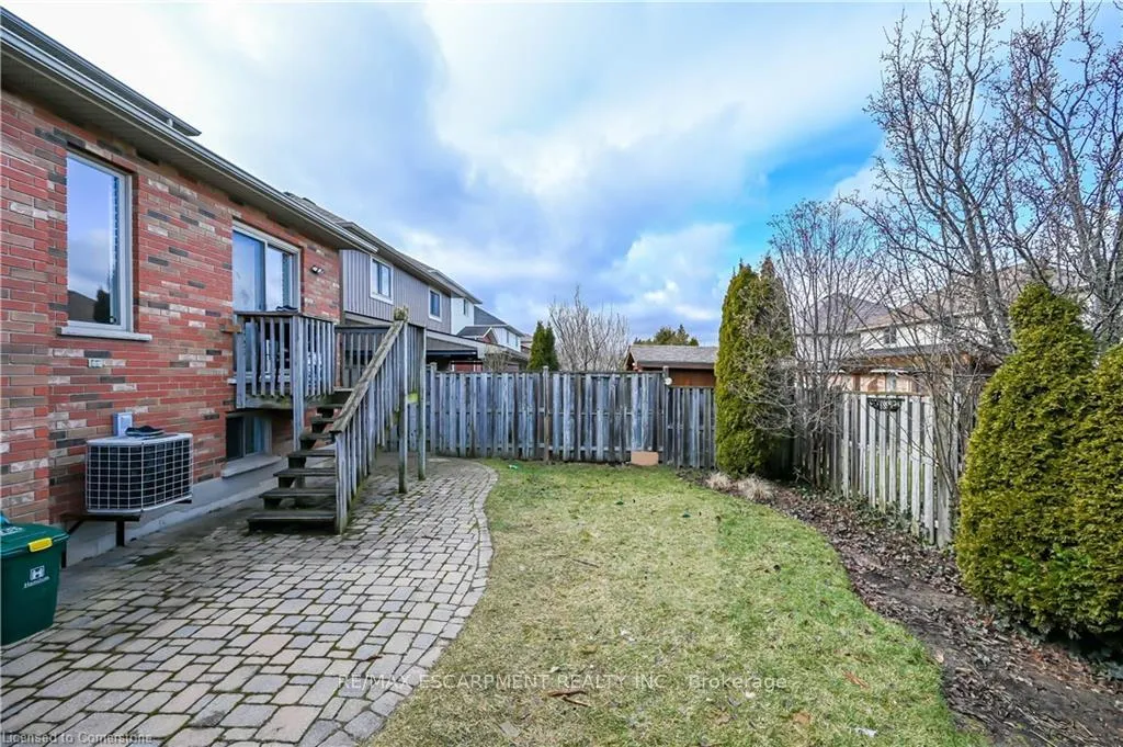 Photo 36 of 76 Redfern Avenue, Hamilton, Mountview — HOMEH