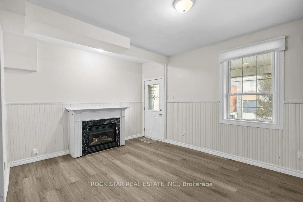 Photo 2 of 133 Cathcart Street, Hamilton, Beasley — HOMEH