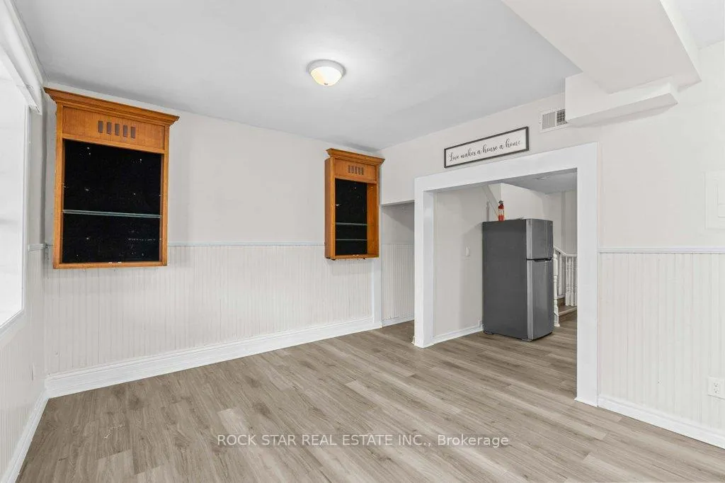 Photo 5 of 133 Cathcart Street, Hamilton, Beasley — HOMEH