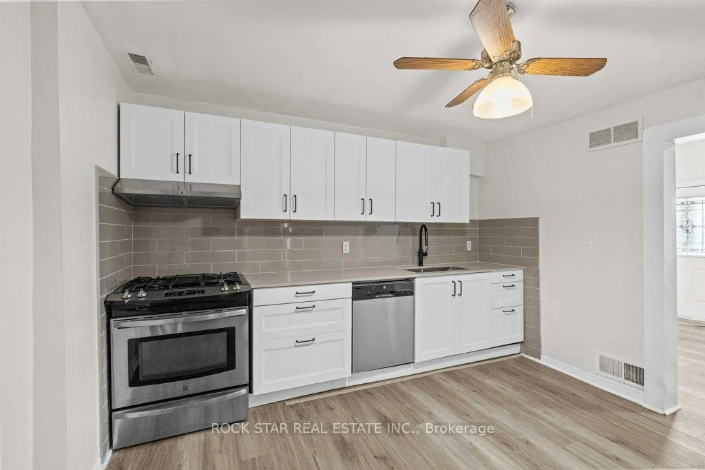 Photo 9 of 133 Cathcart Street, Hamilton, Beasley — HOMEH
