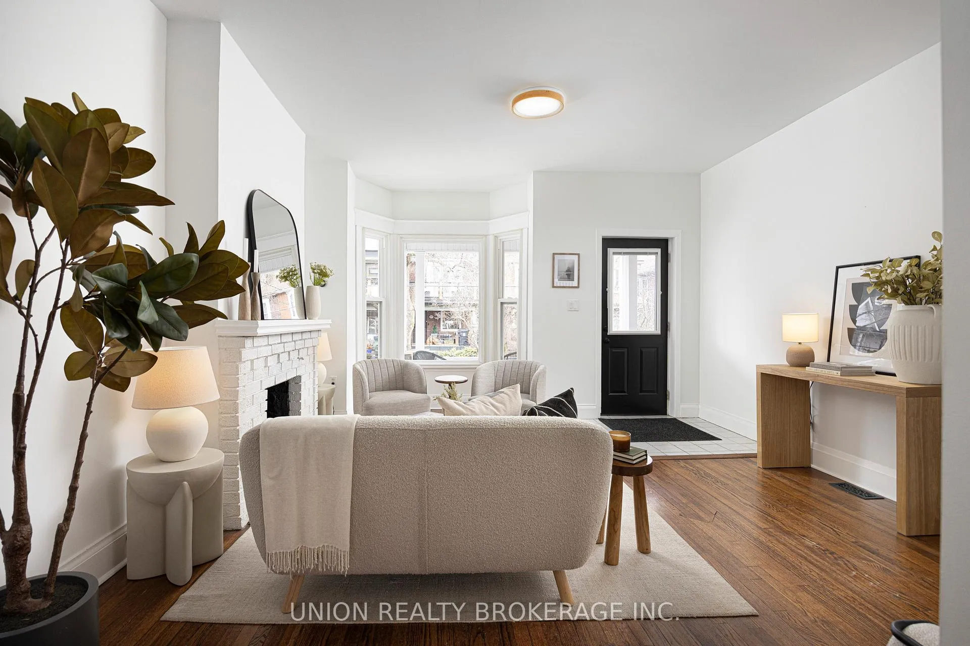 Photo 9 of 312 Willow Avenue, Toronto, The Beaches — HOMEH