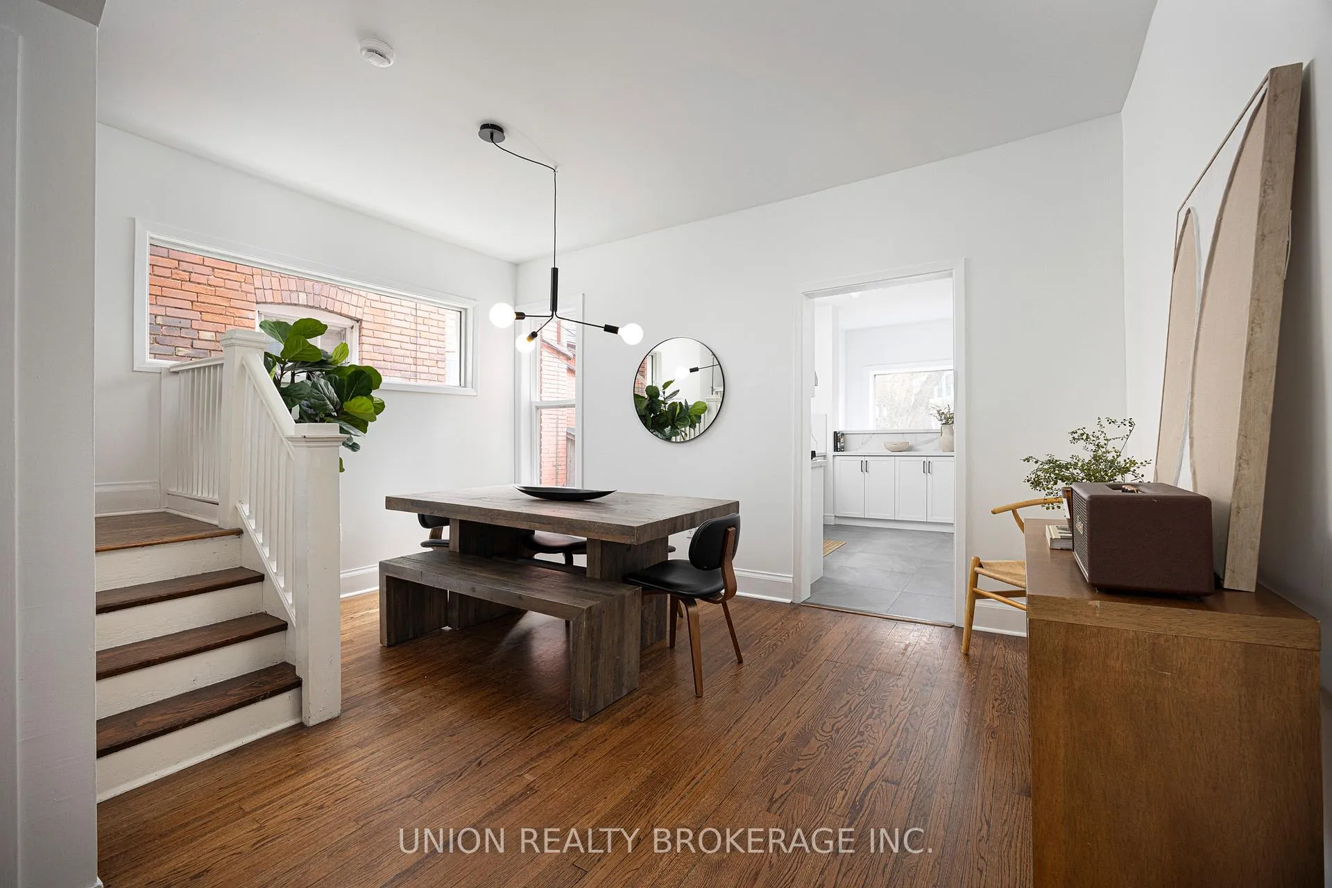 Photo 11 of 312 Willow Avenue, Toronto, The Beaches — HOMEH
