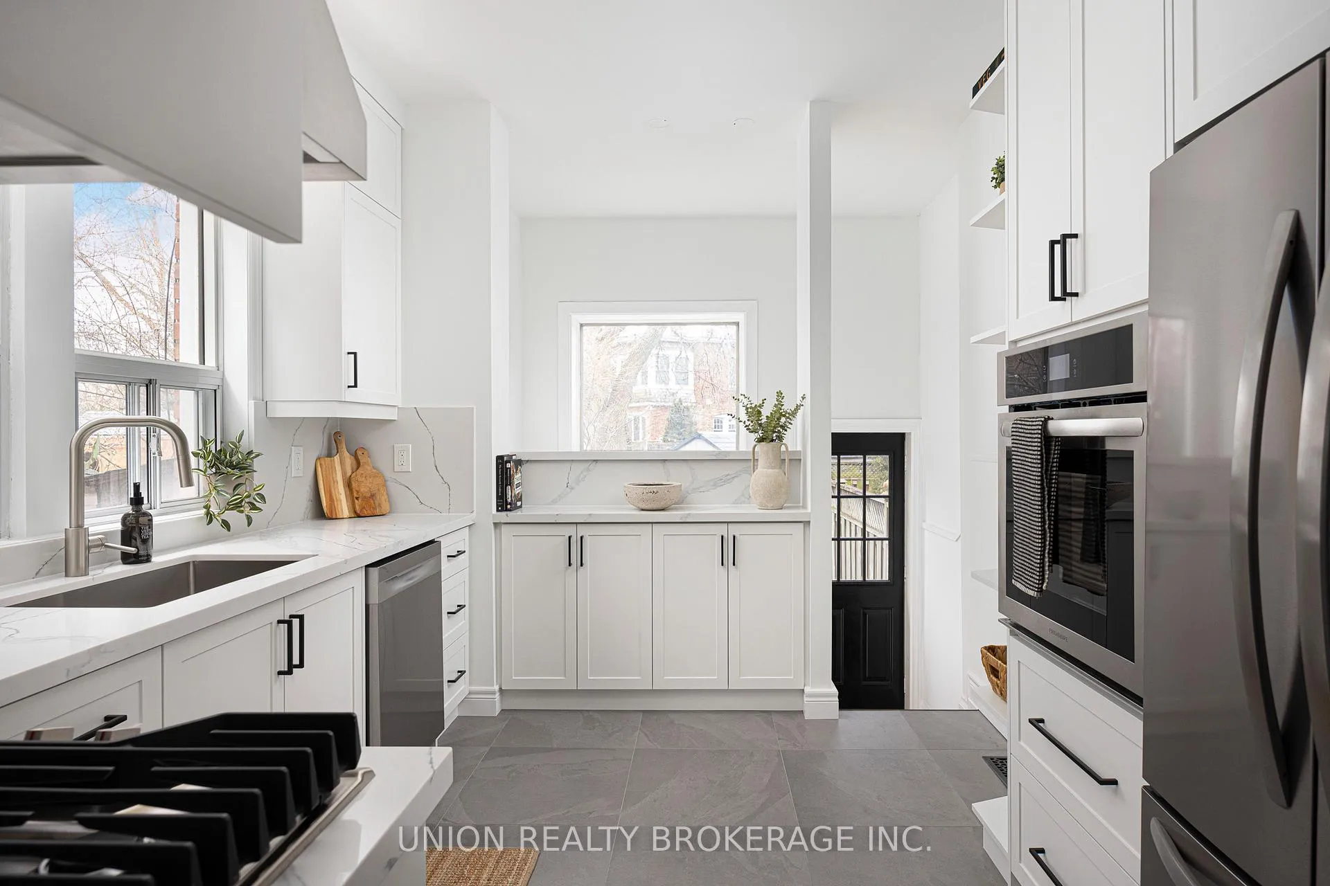 Photo 16 of 312 Willow Avenue, Toronto, The Beaches — HOMEH