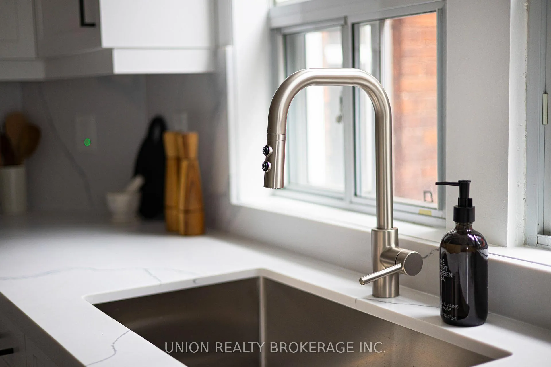 Photo 21 of 312 Willow Avenue, Toronto, The Beaches — HOMEH