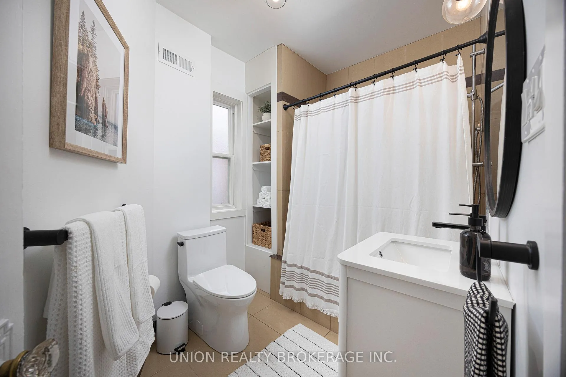 Photo 31 of 312 Willow Avenue, Toronto, The Beaches — HOMEH