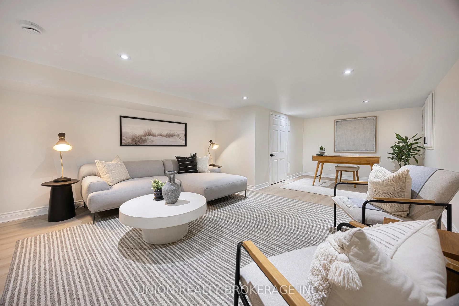Photo 34 of 312 Willow Avenue, Toronto, The Beaches — HOMEH