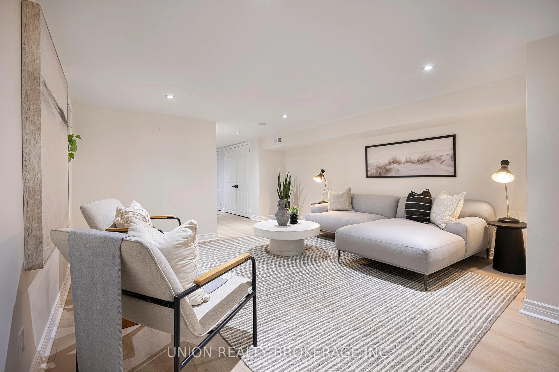 Photo 36 of 312 Willow Avenue, Toronto, The Beaches — HOMEH