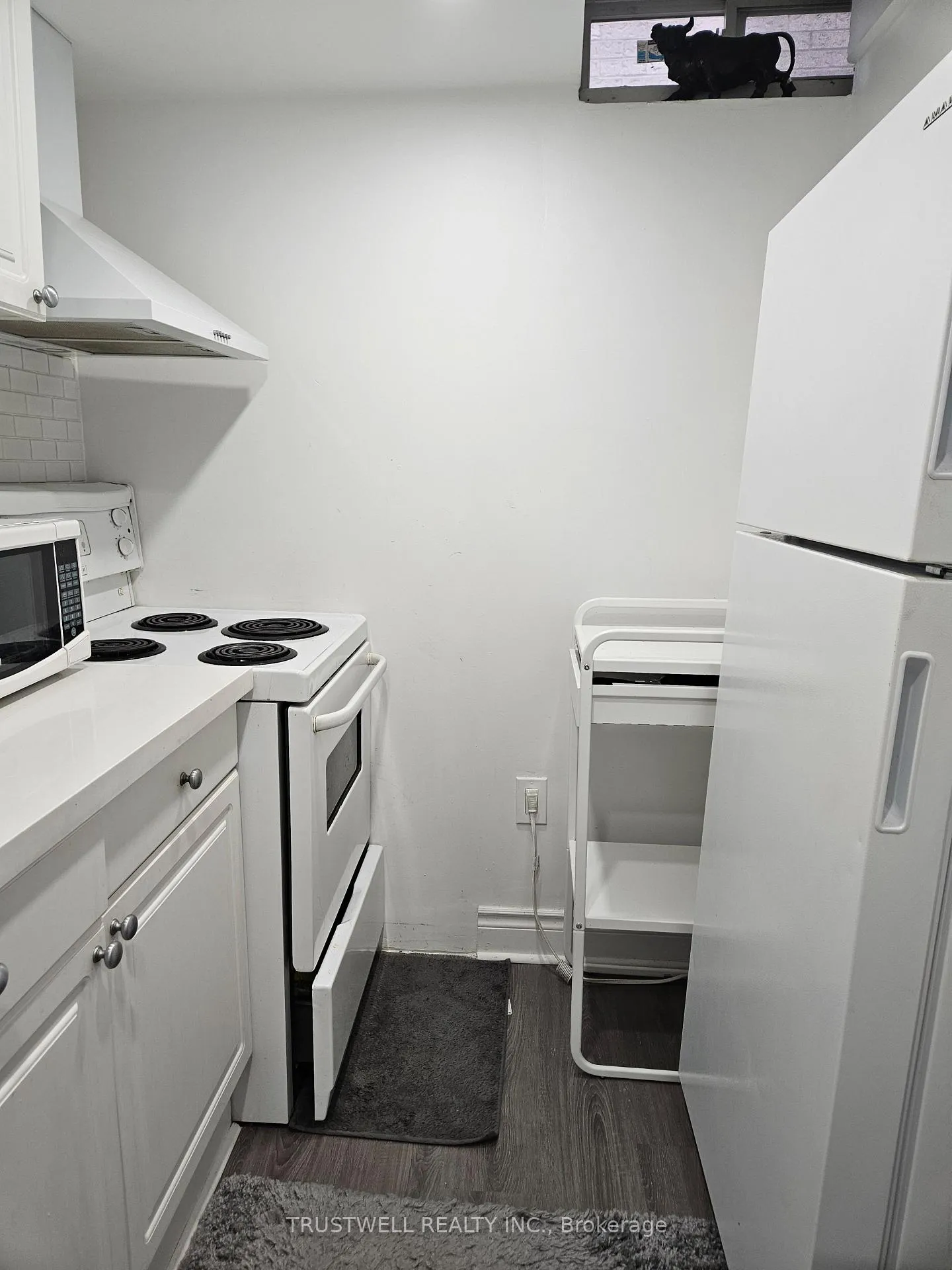 Photo 6 of Unit Bsmt, 37 Woodward Crescent, Ajax, Central — HOMEH