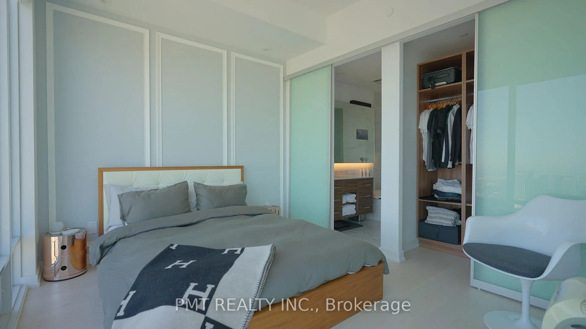 Photo 16 of Unit 5102, 488 University Avenue, Toronto, Kensington-Chinatown — HOMEH