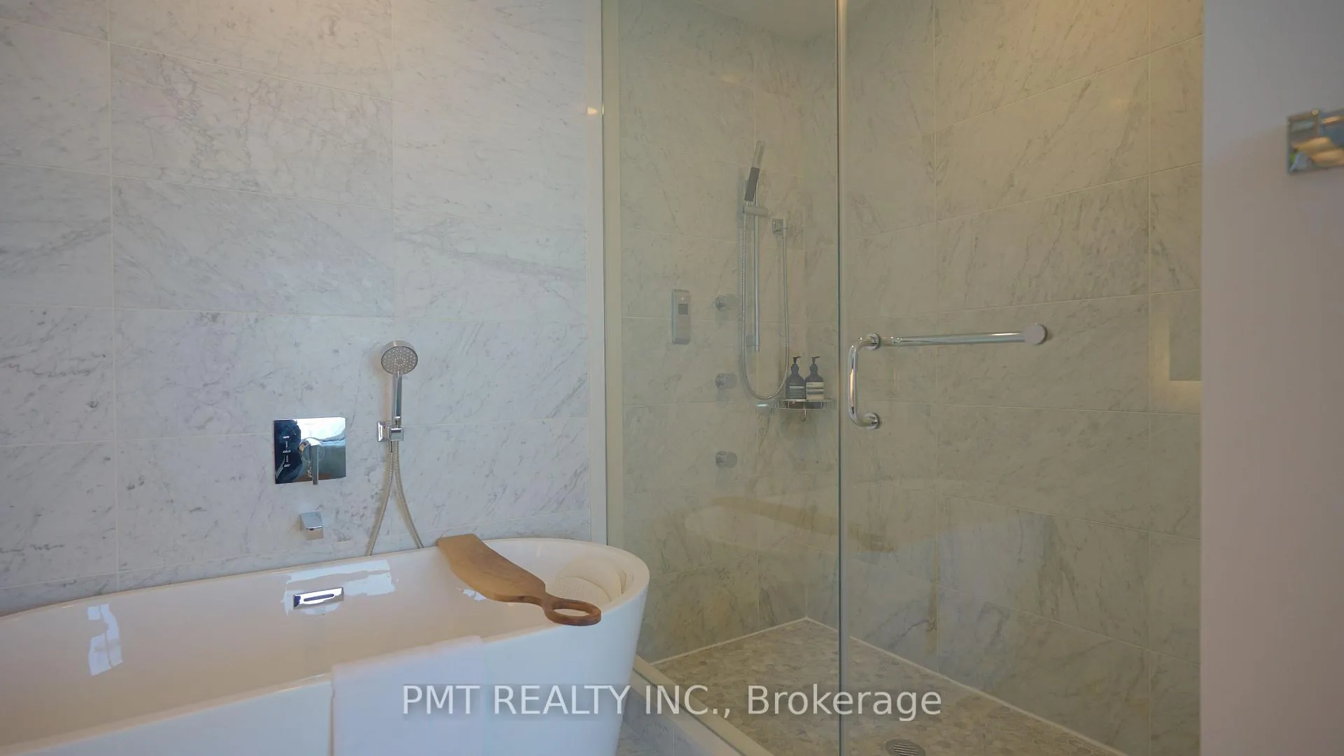 Photo 20 of Unit 5102, 488 University Avenue, Toronto, Kensington-Chinatown — HOMEH