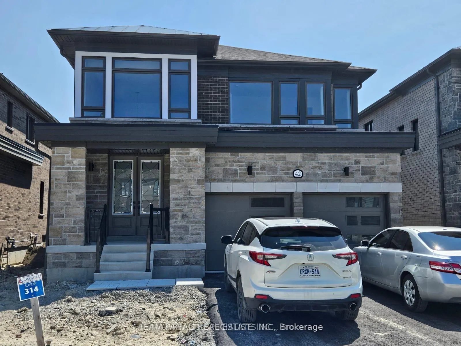 Photo 1 of 42 Del Ray Crescent, Wasaga Beach — HOMEH