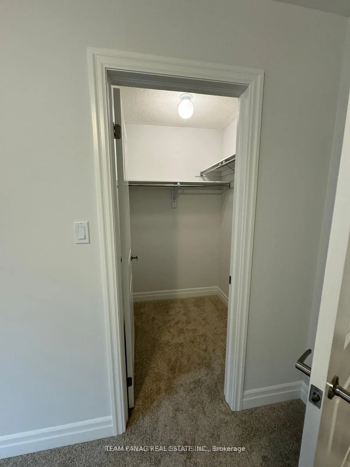 Photo 17 of 42 Del Ray Crescent, Wasaga Beach — HOMEH
