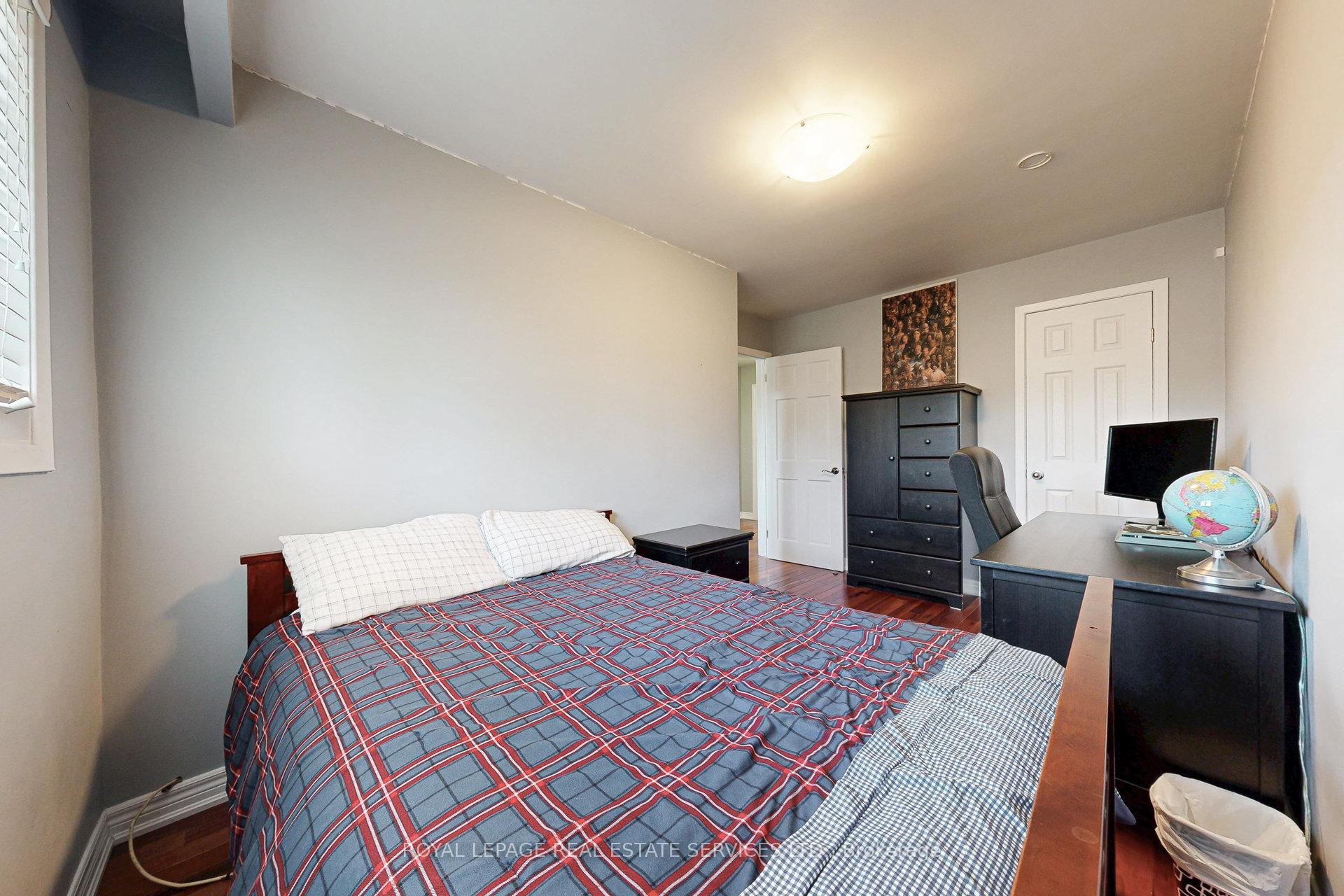 Photo 30 of 163 Connaught Crescent, Caledon, Bolton West — HOMEH