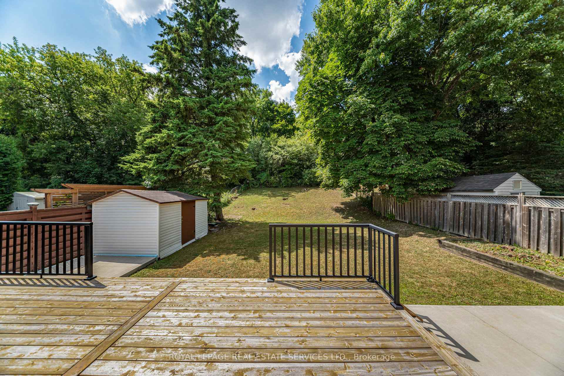 Photo 18 of 163 Connaught Crescent, Caledon, Bolton West — HOMEH