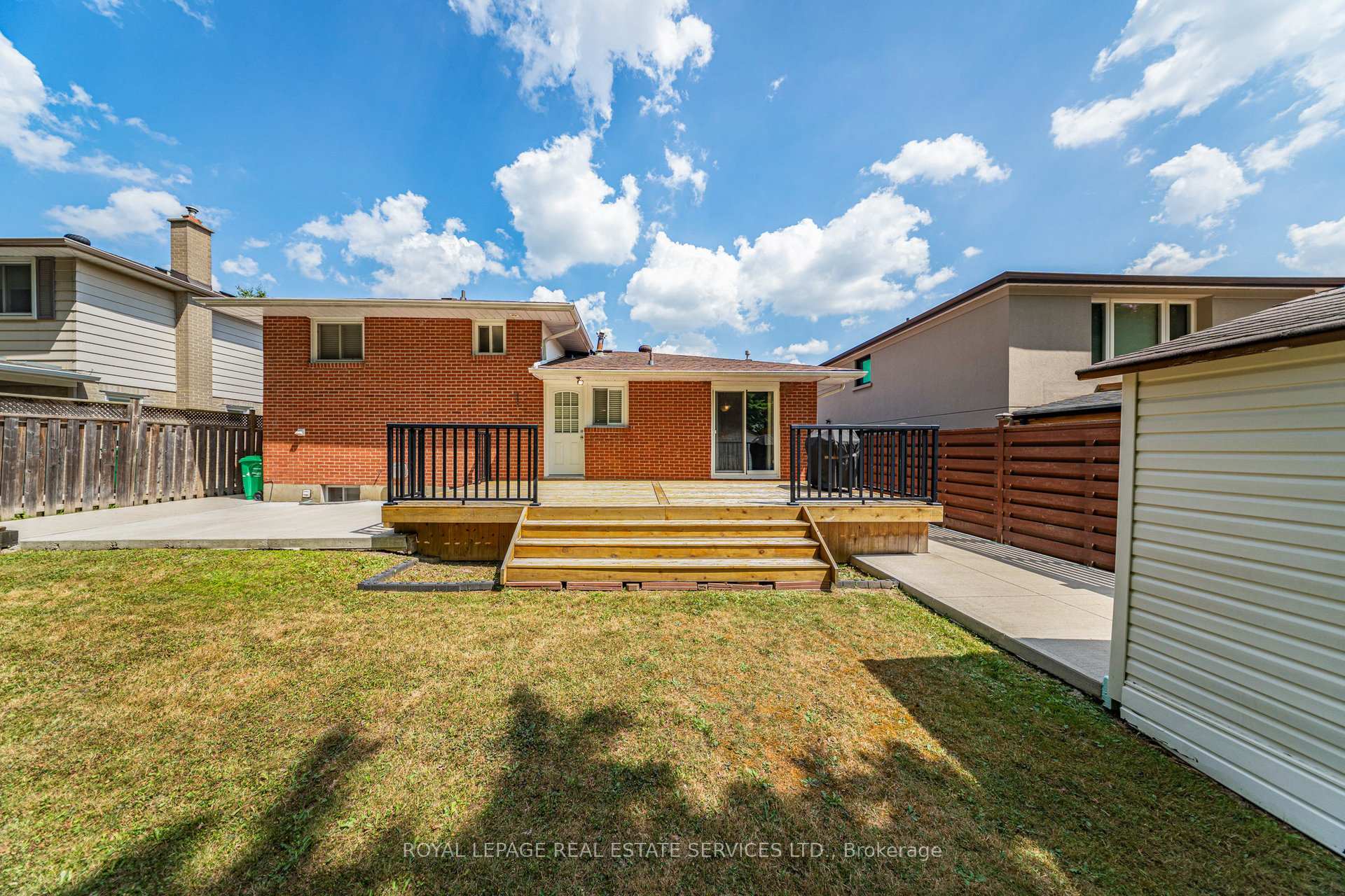 Photo 33 of 163 Connaught Crescent, Caledon, Bolton West — HOMEH