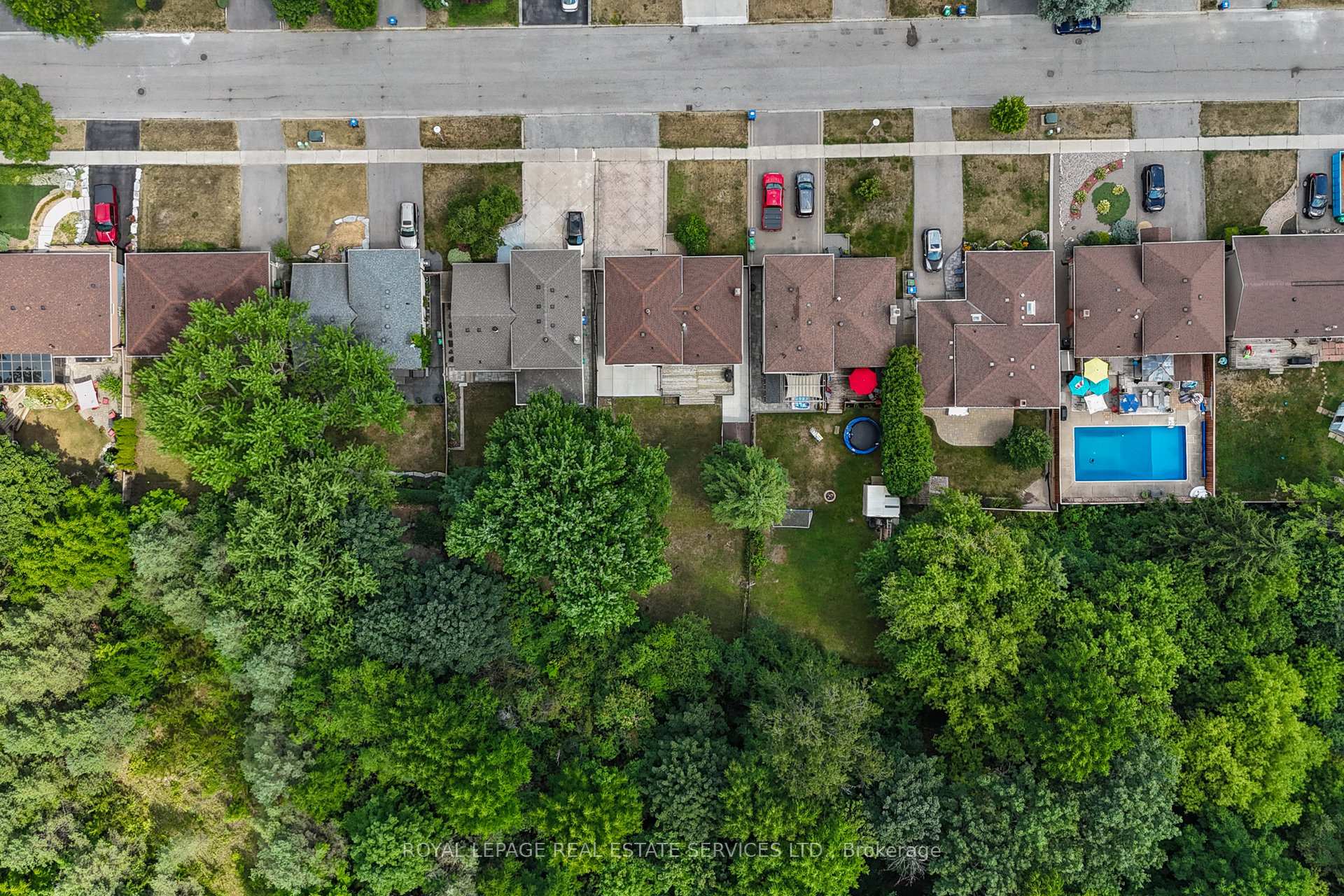 Photo 19 of 163 Connaught Crescent, Caledon, Bolton West — HOMEH