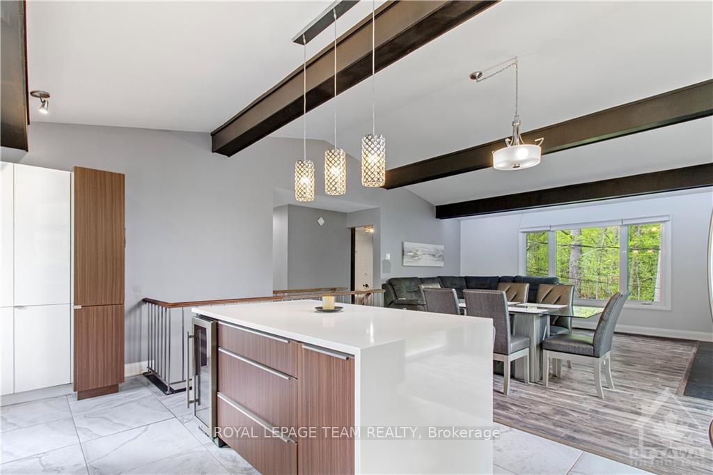 Photo 10 of 149 Pineridge Road, Ottawa, Carp — HOMEH