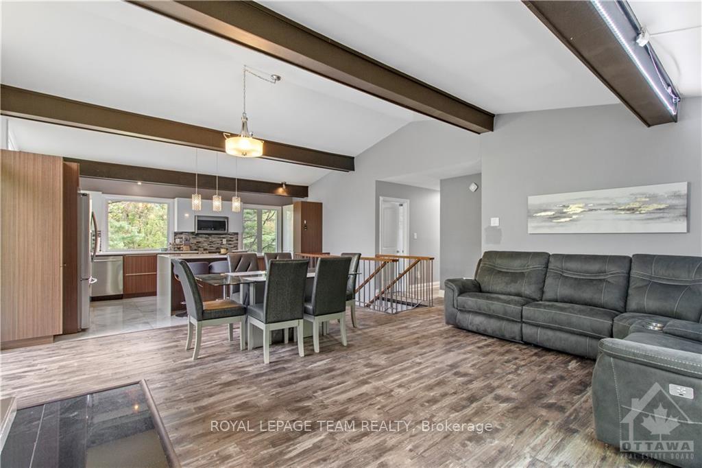 Photo 14 of 149 Pineridge Road, Ottawa, Carp — HOMEH