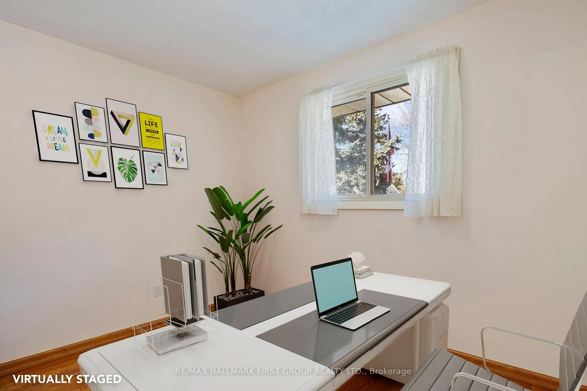 Photo 32 of 102 Applewood Crescent, Whitby, Blue Grass Meadows — HOMEH