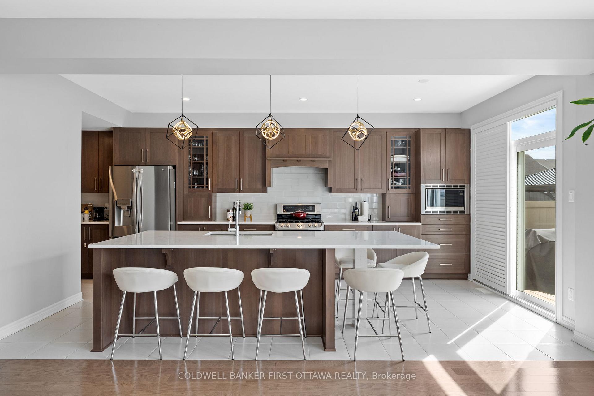 Photo 10 of 320 Brambling Way, Ottawa, Barrhaven - Half Moon Bay — HOMEH